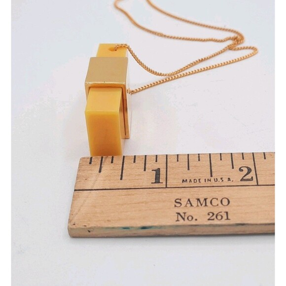 NEW Trina Turk Yellow & Gold Tone Rectangle Lucite Pendant Necklace 70s Inspired - Picture 7 of 9